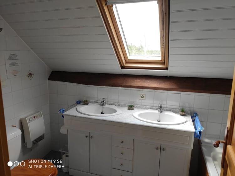 Апартаменти Gite Le Grenier Aux Portes De Broceliande Reminiac Екстер'єр фото
