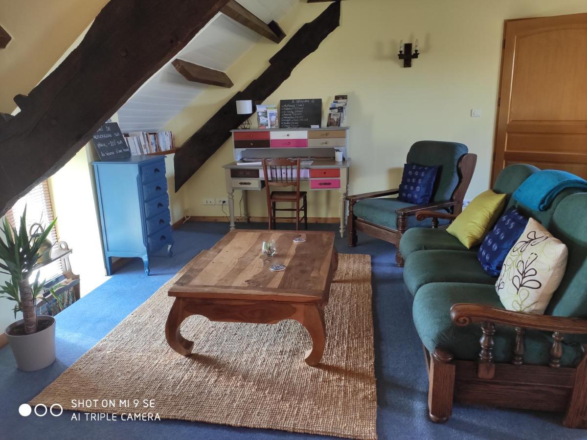 Апартаменти Gite Le Grenier Aux Portes De Broceliande Reminiac Екстер'єр фото